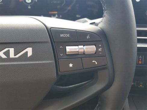 New 2026 Kia Sportage SX image 33