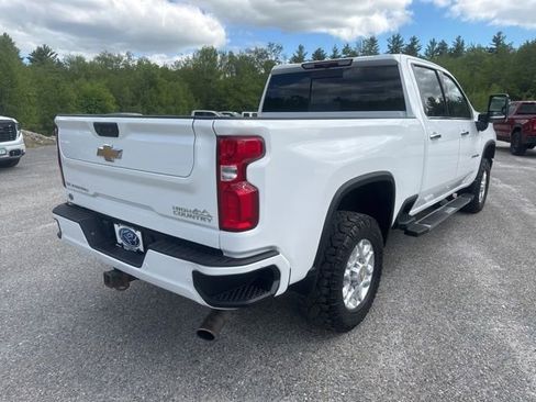 Used 2023 Chevrolet Silverado 2500 High Country w/ Z71 Off-Road Package AWD/4WD image 8