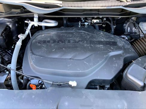 Used 2024 Honda Odyssey Touring image 30