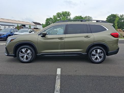 Certified 2025 Subaru Ascent Premium AWD/4WD image 4