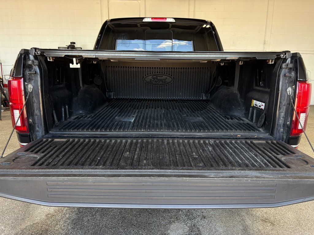 Used 2019 Ford F150 Lariat w/ Equipment Group 502A Luxury AWD/4WD image 23