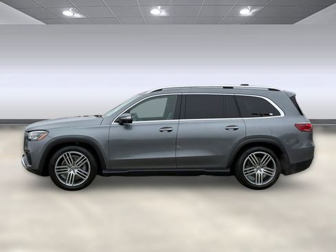 Used 2024 Mercedes-Benz GLS 450 4MATIC image 2