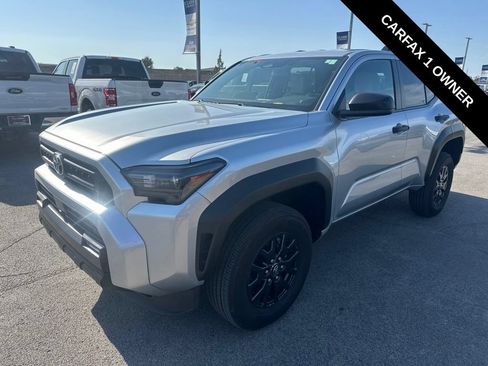 Used 2026 Toyota 4Runner SR5 AWD/4WD image 11
