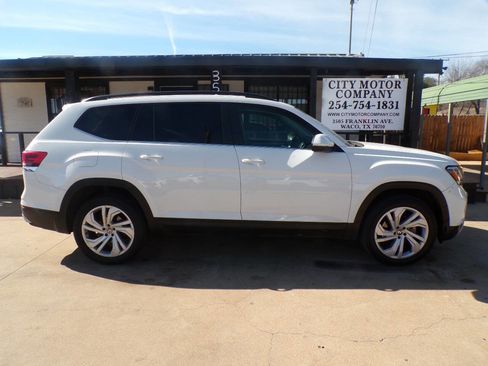 Used 2021 Volkswagen Atlas SE image 1