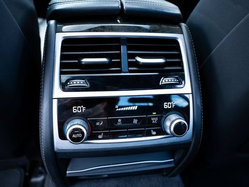 Used 2021 BMW 740i w/ M Sport Package RWD image 48