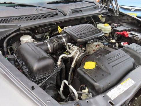 Used 2004 Dodge Dakota Sport w/ Deluxe Convenience Group image 27