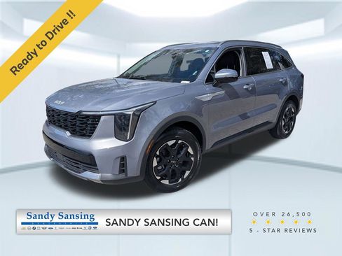 Used 2024 Kia Sorento S image 1