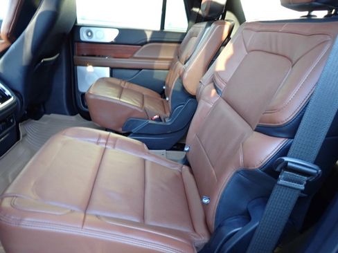 Certified 2024 Lincoln Navigator Reserve image 16