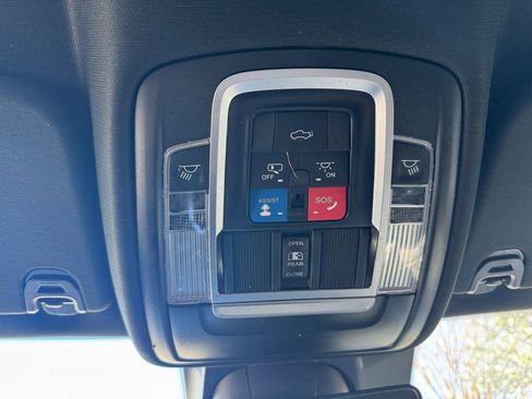 Used 2023 RAM 1500 Laramie image 27