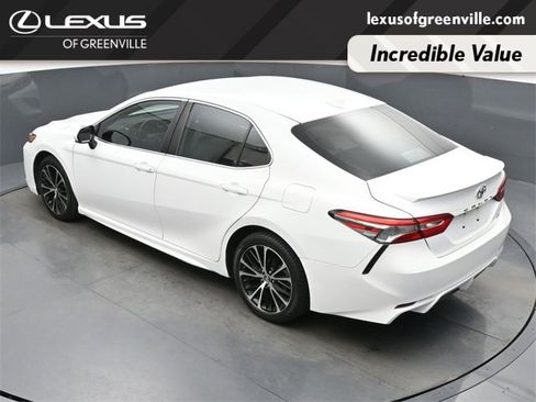 Used 2019 Toyota Camry SE image 22