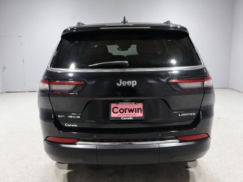 Used 2022 Jeep Grand Cherokee L Limited image 3