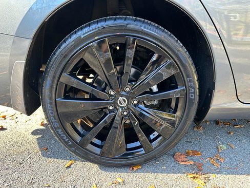 Used 2022 Nissan Altima 2.5 SR w/ Midnight Edition Package image 31