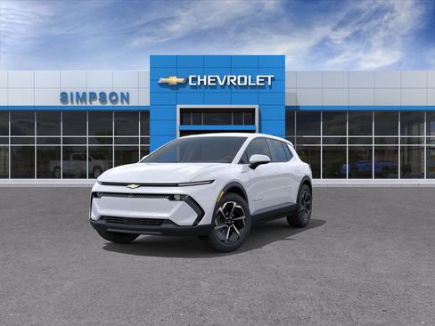 New 2026 Chevrolet Equinox EV LT FWD image 8