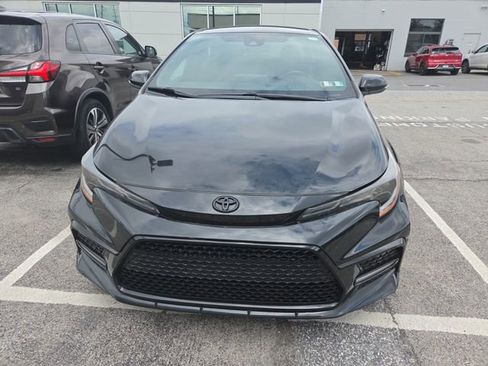 Used 2020 Toyota Corolla SE FWD image 2