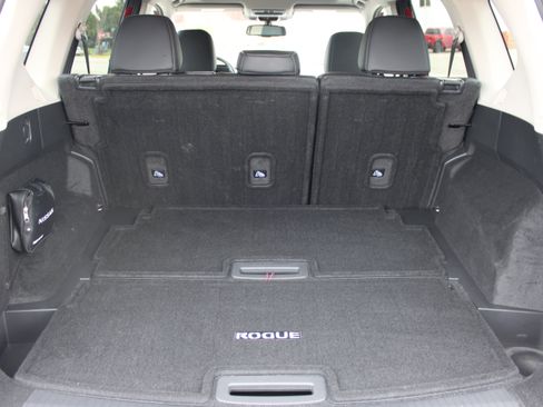 Certified 2023 Nissan Rogue SL w/ SL Premium Package AWD/4WD image 5