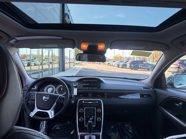 Used 2012 Volvo XC70 T6 AWD/4WD image 15