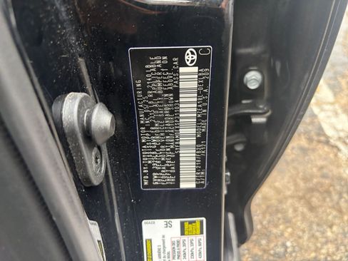 Used 2025 Toyota Corolla LE image 27