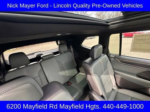 Used 2024 GMC Acadia AT4 w/ Luxury Package image 31