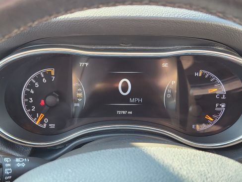 Used 2016 Jeep Grand Cherokee Limited w/ Trailer Tow Group IV AWD/4WD image 18