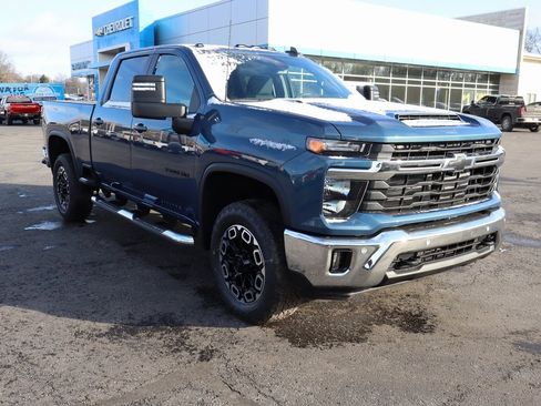 New 2026 Chevrolet Silverado 3500 LT w/ All Star Edition image 2