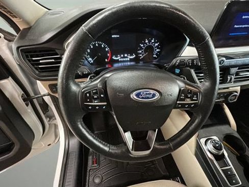 Used 2020 Ford Escape SEL AWD/4WD image 12