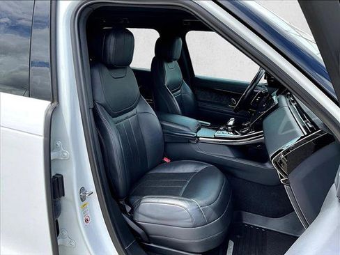 Used 2023 Land Rover Range Rover Sport SE Dynamic AWD/4WD image 9