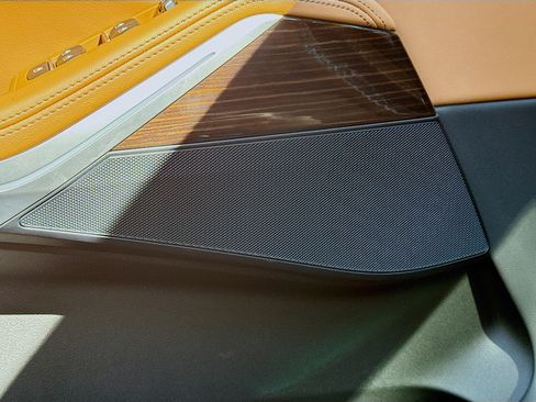 Used 2026 BMW X5 xDrive40i w/ Parking Assistance Package image 24