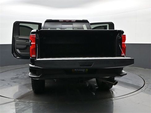Certified 2025 Chevrolet Silverado 2500 High Country w/ Technology Package image 32
