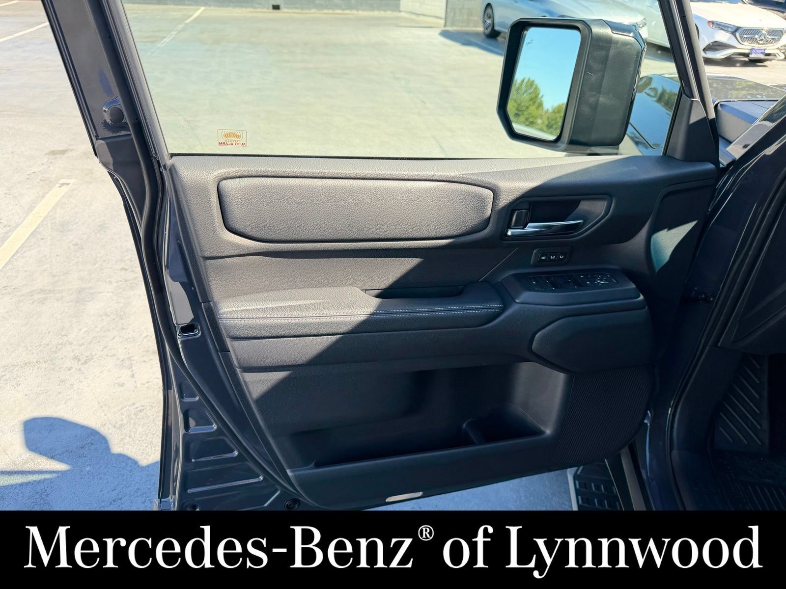 Used 2027 Toyota Land Cruiser w/ Premium Package AWD/4WD image 10