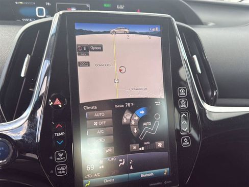 Used 2020 Toyota Prius Prime XLE FWD image 5