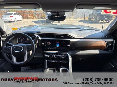 Used 2025 GMC Sierra 3500 Denali w/ Denali Reserve Package AWD/4WD image 21