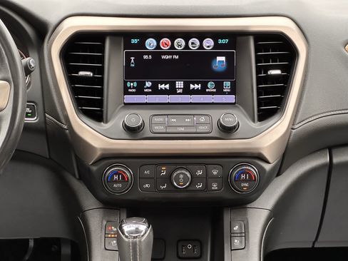 Used 2019 GMC Acadia Denali w/ Technology Package image 12