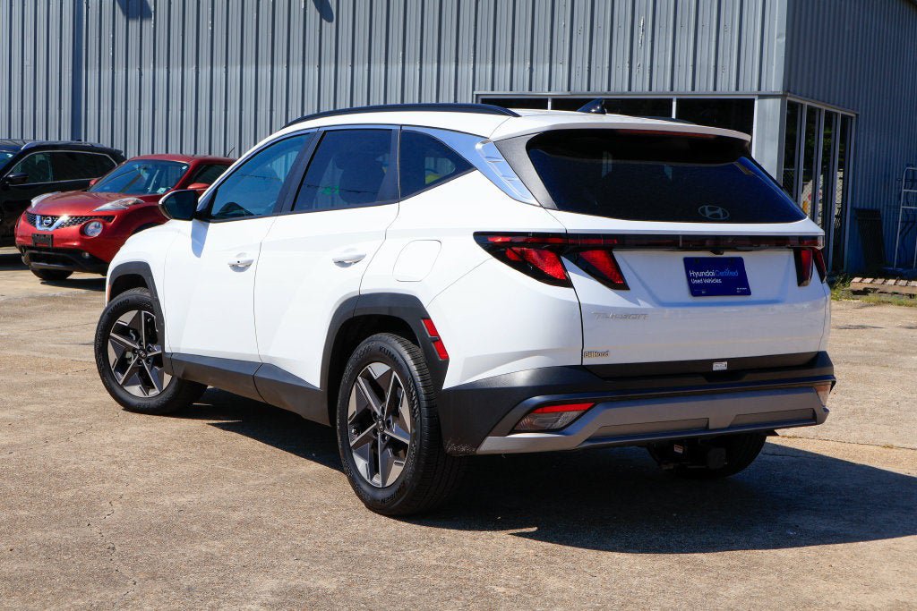 Used 2026 Hyundai Tucson SEL FWD image 2
