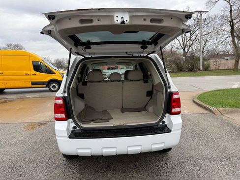 Used 2008 Ford Escape XLT image 19