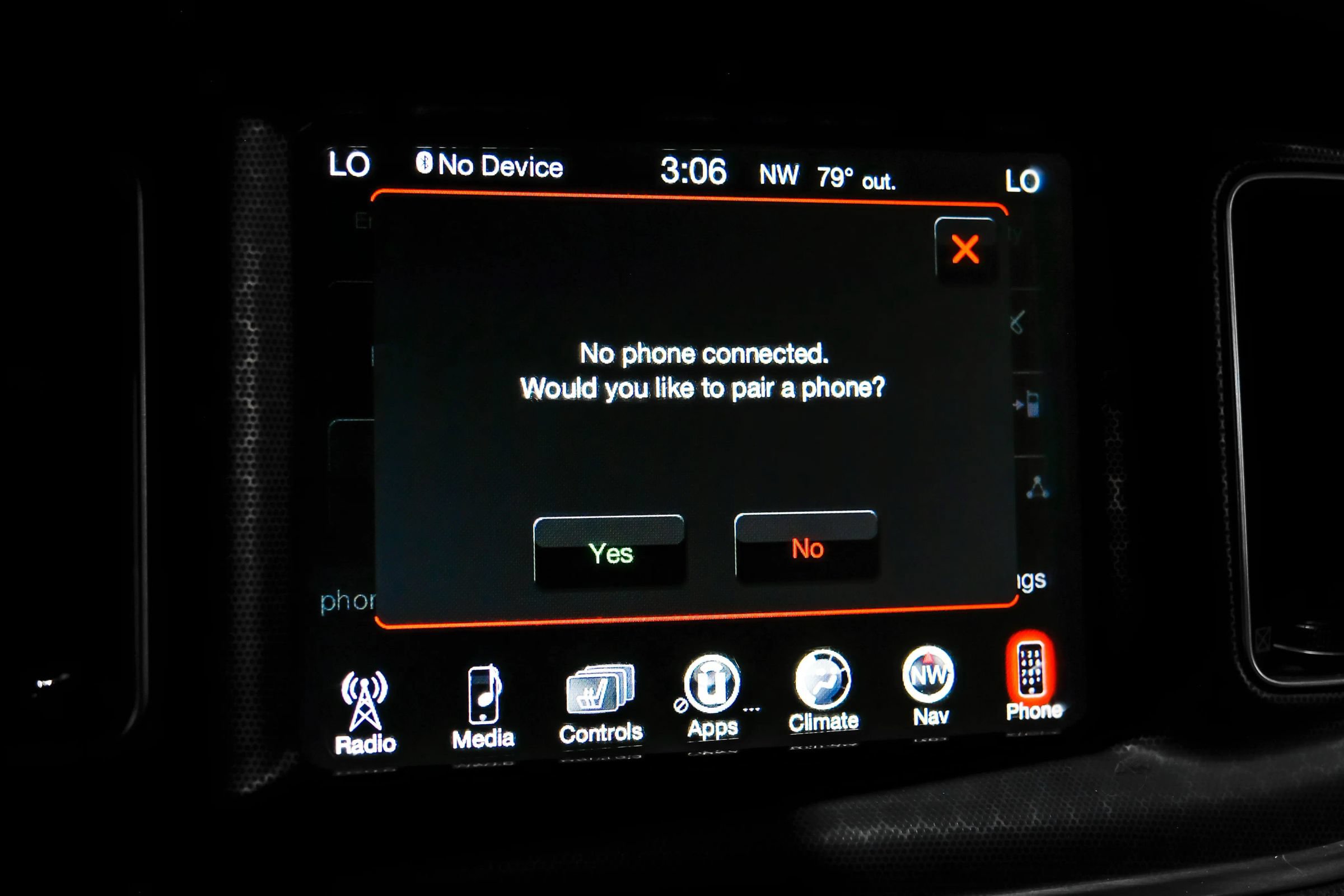 Used 2016 Dodge Charger SXT w/ Navigation & Travel Group RWD image 34