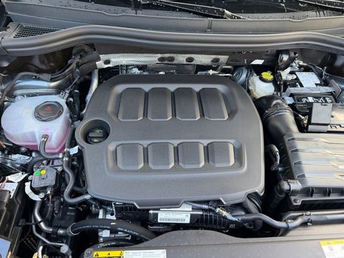 New 2026 Volkswagen Tiguan S image 12