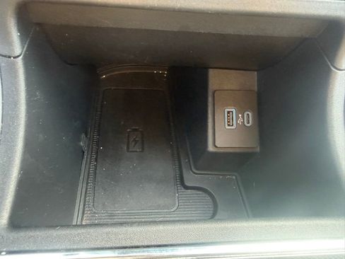 Used 2019 Ford Explorer Limited w/ Class III Trailer Tow Package image 42