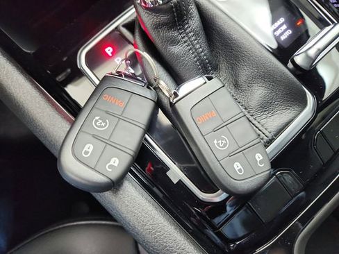 New 2026 Jeep Compass Latitude image 33