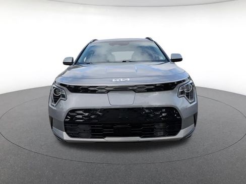 Used 2023 Kia Niro Wind w/ Wind Preserve Package FWD image 8