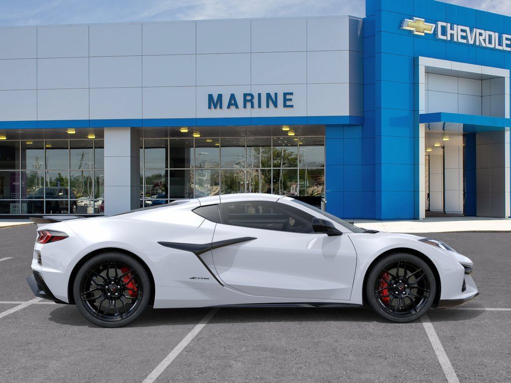 New 2027 Chevrolet Corvette Z06 RWD image 5