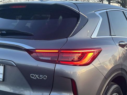 Used 2025 INFINITI QX50 Pure image 10