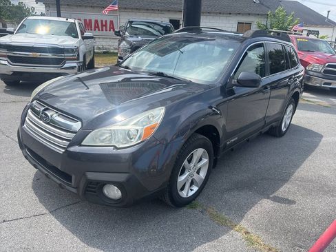 Used 2013 Subaru Outback 2.5i Premium w/ Popular Pkg 1A AWD/4WD image 8