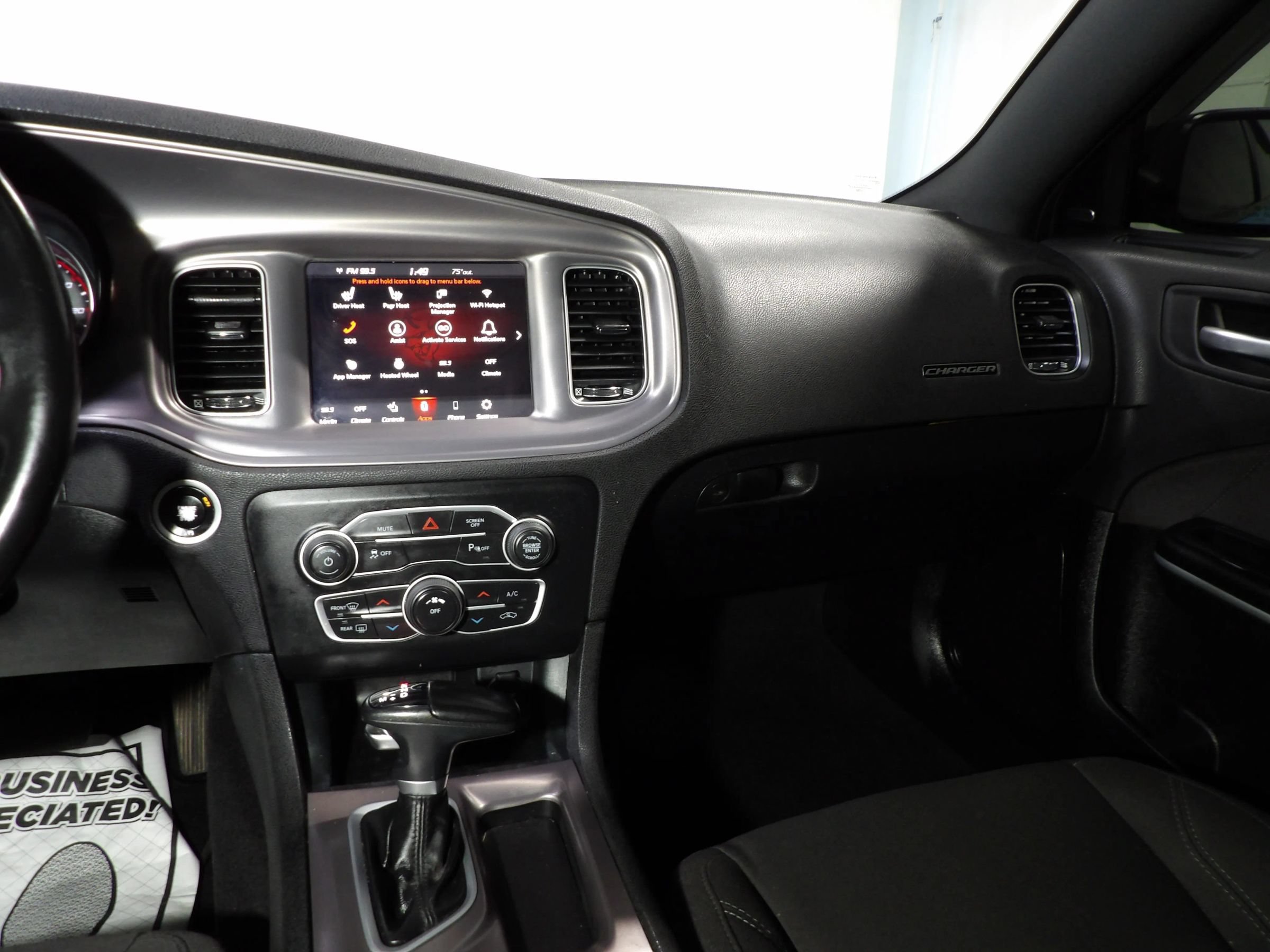 Used 2023 Dodge Charger SXT w/ Cold Weather Package RWD image 13