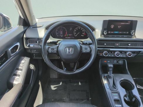 Used 2023 Honda Civic EX image 11