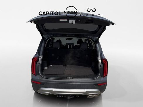 Used 2022 Kia Telluride EX w/ Towing Package image 9