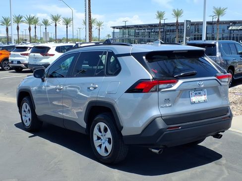 Used 2021 Toyota RAV4 LE w/ Carpet Mat Package (TMS) FWD image 6