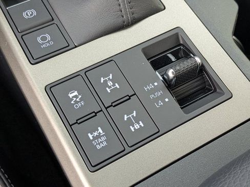 New 2027 Toyota Land Cruiser w/ Premium Package AWD/4WD image 30
