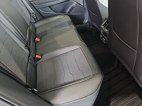 New 2026 Volkswagen Taos SE AWD/4WD image 17