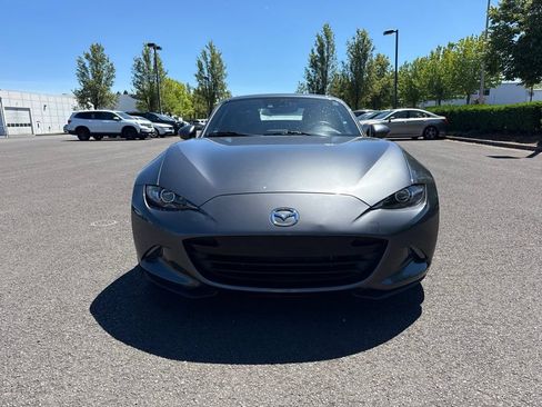 Used 2017 MAZDA MX-5 Miata RF Grand Touring RWD image 2
