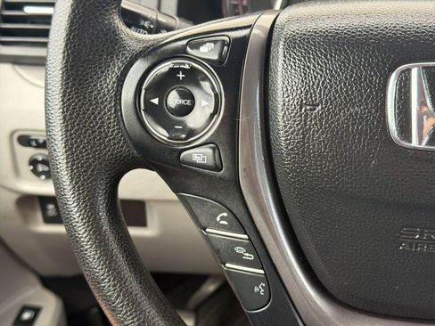 Used 2016 Honda Pilot EX image 17